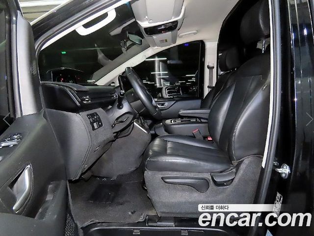 Hyundai Staria Cargo 3-Seater Modern 2025 — фото 6