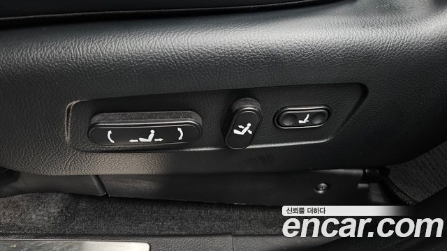 Kia Mohave The Master Diesel 3.0 4WD 6-Seater Masters Gravity 2023 — фото 31