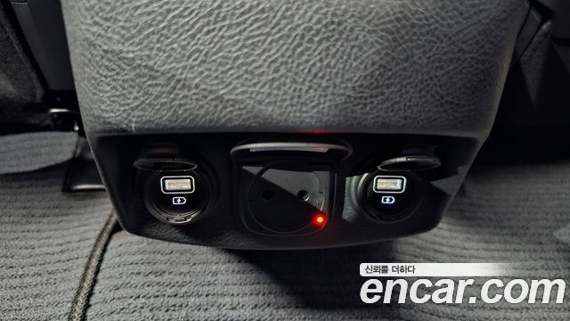 Kia Mohave The Master Diesel 3.0 4WD 6-Seater Masters Gravity 2023 — фото 32