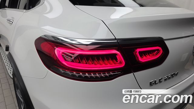 Mercedes-Benz GLC-Class (X253) GLC220 d 4MATIC Coupe 2021 — фото 23