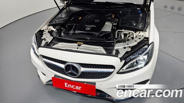 Mercedes-Benz C-Class (W205) C200 Cabriolet 2017 — фото 6