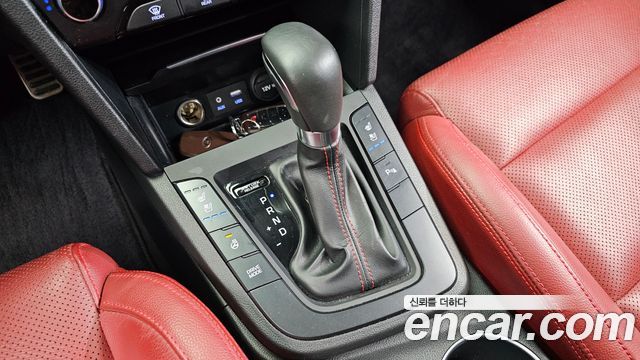 Hyundai Avante (AD) 1.6 Turbo Sport Extreme Selection 2017 — фото 9