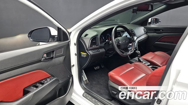 Hyundai Avante (AD) 1.6 Turbo Sport Extreme Selection 2017 — фото 10