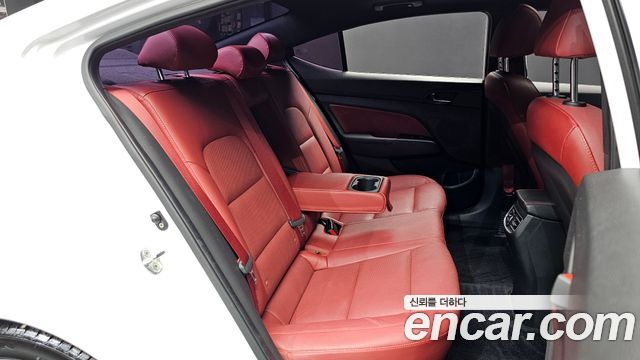 Hyundai Avante (AD) 1.6 Turbo Sport Extreme Selection 2017 — фото 12