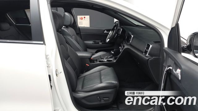 Kia Sportage The Bold Diesel 2.0 2WD Noblesse 2019 — фото 11