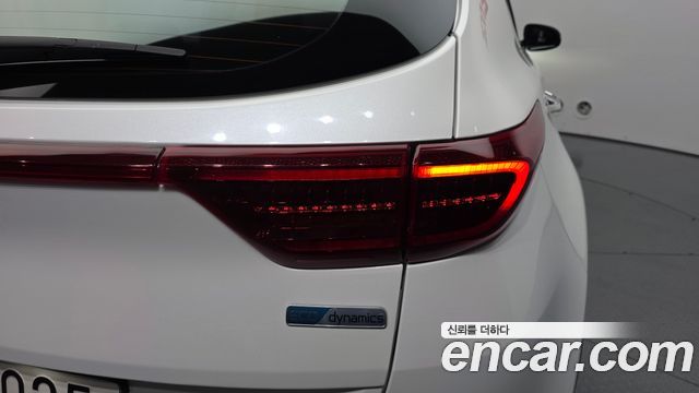 Kia Sportage The Bold Diesel 2.0 2WD Noblesse 2019 — фото 23