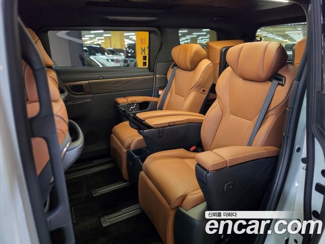 Toyota Alphard (IV) 2.5 HEV Executive AWD 2025 — фото 15