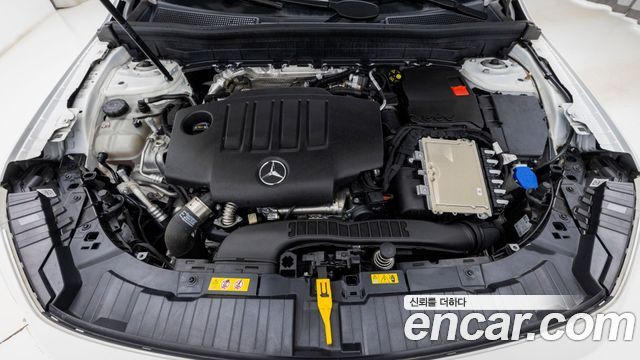 Mercedes-Benz GLB-Class (X247) GLB200 d 2025 — фото 6