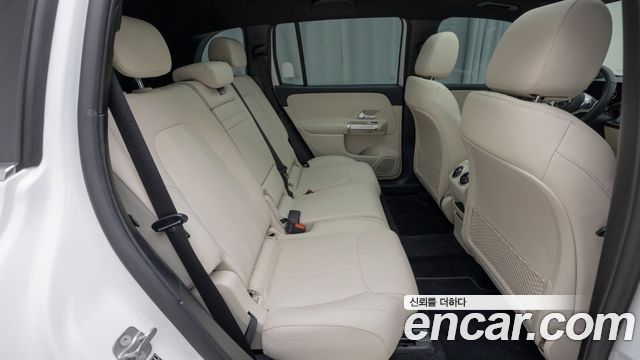 Mercedes-Benz GLB-Class (X247) GLB200 d 2025 — фото 10