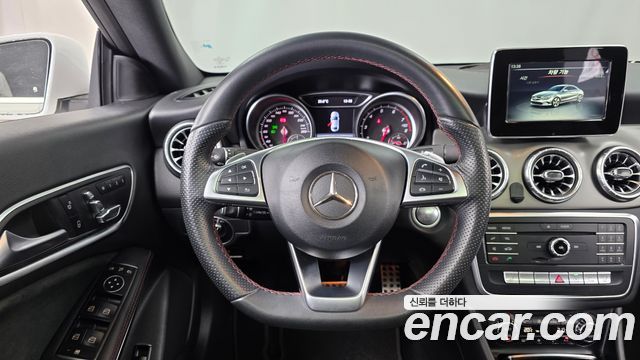 Mercedes-Benz CLA-Class (C117) CLA220 AMG Line 2018 — фото 13
