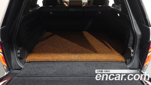 Land Rover Range Rover (IV) 4.4 SDV8 AB DIESEL 2018 — фото 19