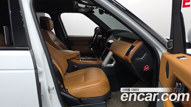 Land Rover Range Rover (IV) 4.4 SDV8 AB DIESEL 2018 — фото 26