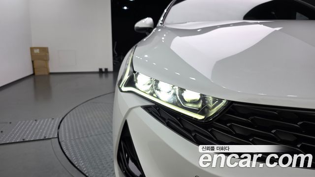 Kia K5 (III) 1.6 Turbo Signature 2021 — фото 28
