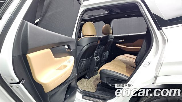 Hyundai Santa Fe Gasoline 2.5T 2WD Calligraphy 2022 — фото 11
