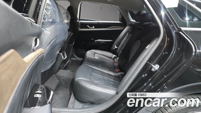 Kia K5 (III) 2.0 Signature 2023 — фото 12