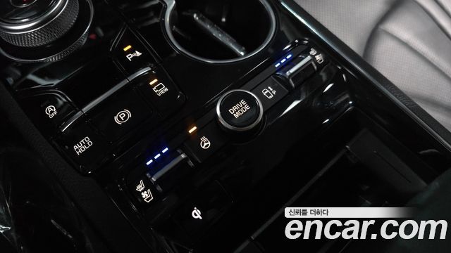 Kia K5 (III) 2.0 Signature 2023 — фото 29