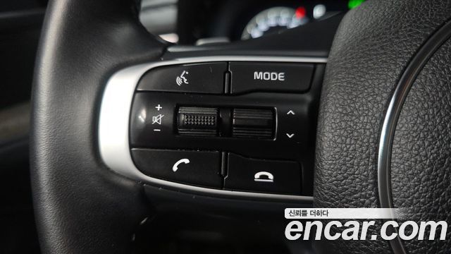 Kia K5 (III) 2.0 Signature 2023 — фото 31