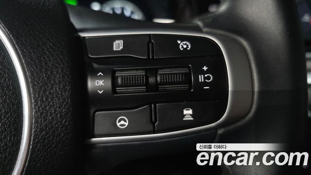 Kia K5 (III) 2.0 Signature 2023 — фото 32