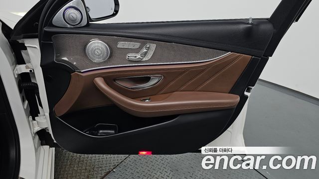 Mercedes-Benz E-Class (W213) E53 AMG 4MATIC+ 2019 — фото 25