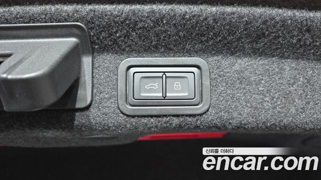 Audi A6 (C8) 45 TFSI Quattro Premium 2022 — фото 17
