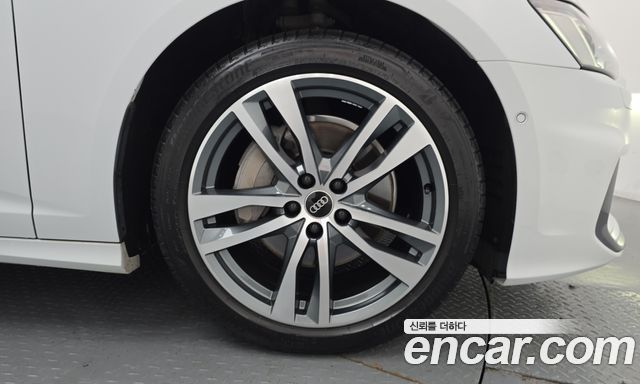 Audi A6 (C8) 45 TFSI Quattro Premium 2022 — фото 21