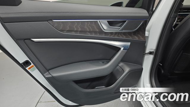 Audi A6 (C8) 45 TFSI Quattro Premium 2022 — фото 25