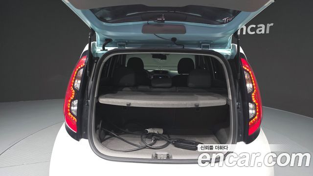 Kia Soul EV EV 2018 — фото 20
