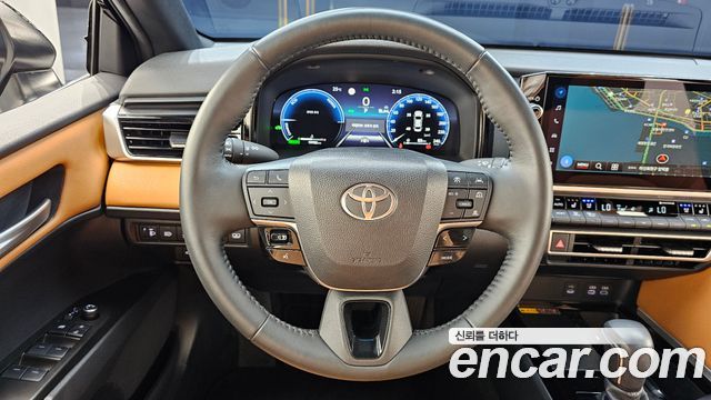Toyota Camry (XV80) 2.5 XLE Hybrid 2025 — фото 13
