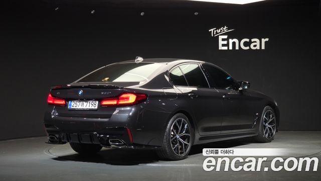 BMW 5 Series (G30) 530i M Sport Package 2023 — фото 2