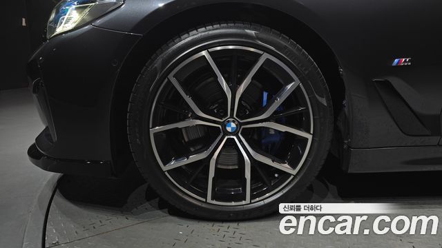 BMW 5 Series (G30) 530i M Sport Package 2023 — фото 5