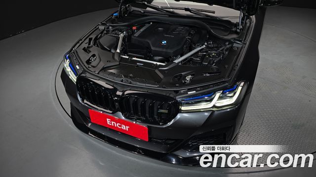 BMW 5 Series (G30) 530i M Sport Package 2023 — фото 6