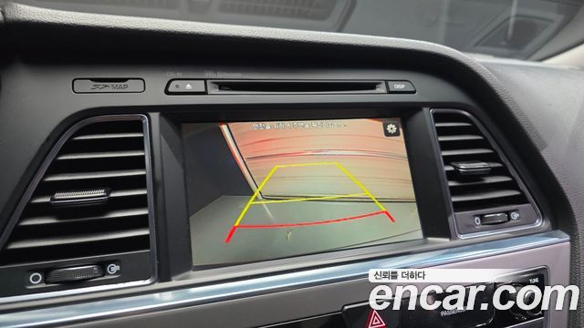 Hyundai Sonata Hybrid (LF) 2.0 HEV Premium 2015 — фото 15
