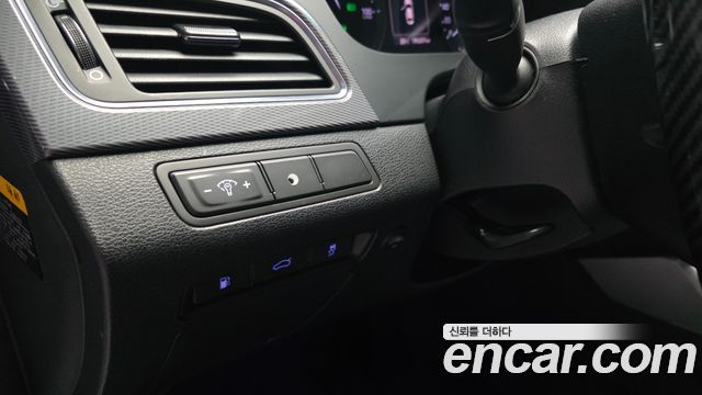 Hyundai Sonata Hybrid (LF) 2.0 HEV Premium 2015 — фото 19