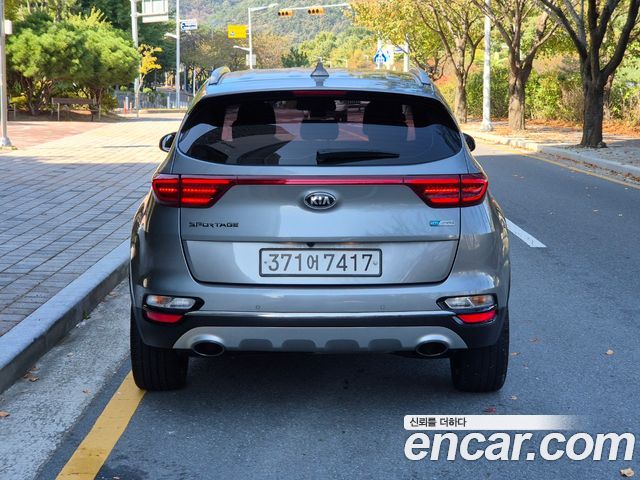 Kia Sportage The Bold Diesel 2.0 2WD Prestige 2020 — фото 3
