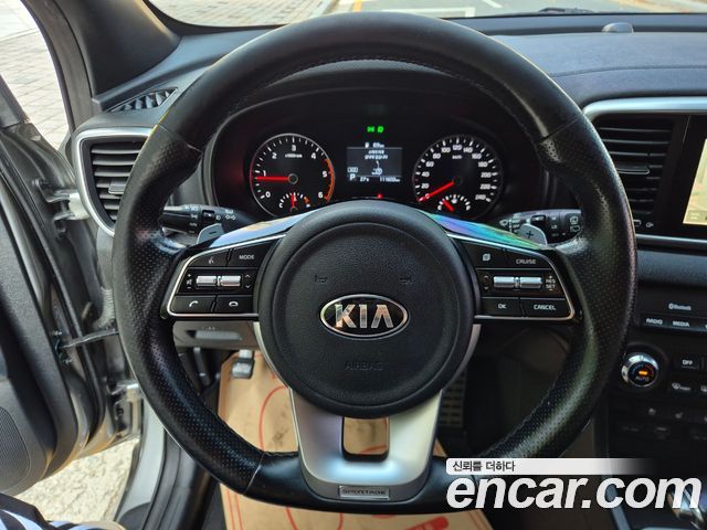 Kia Sportage The Bold Diesel 2.0 2WD Prestige 2020 — фото 17