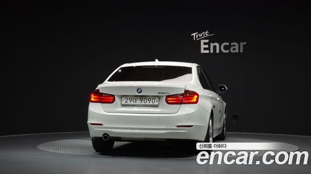 BMW 3 Series (F30) 320i 2013 — фото 4