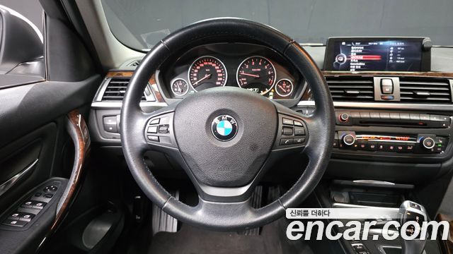 BMW 3 Series (F30) 320i 2013 — фото 13