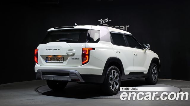 KG Mobility (SsangYong) Torres Gasoline 1.5 2WD T5 2023 — фото 2
