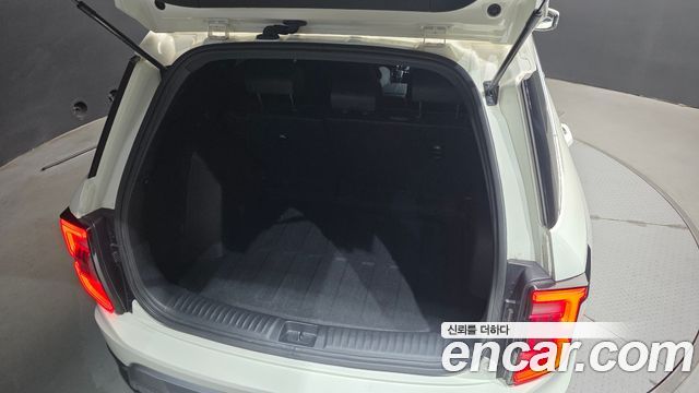 KG Mobility (SsangYong) Torres Gasoline 1.5 2WD T5 2023 — фото 30