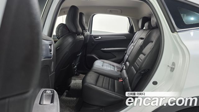 Renault Korea XM3 1.3 TCe RE Signature 2022 — фото 12