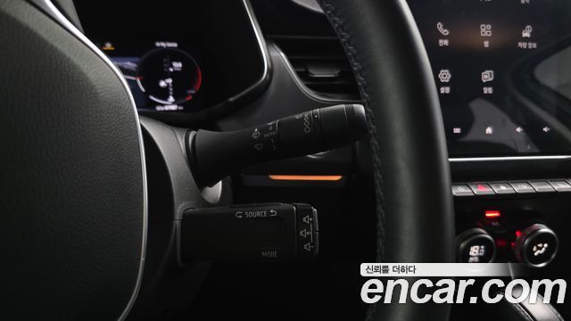 Renault Korea XM3 1.3 TCe RE Signature 2022 — фото 19