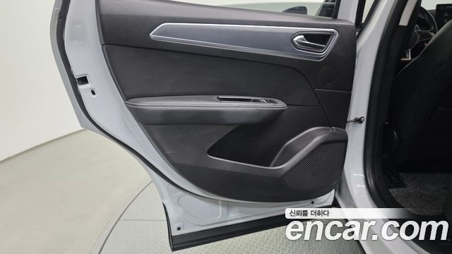 Renault Korea XM3 1.3 TCe RE Signature 2022 — фото 25