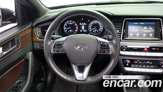 Hyundai Sonata New Rise 2.0 Modern 2018 — фото 13