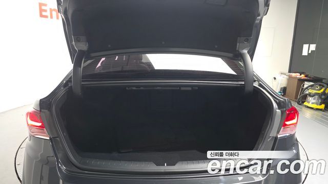 Hyundai Sonata New Rise 2.0 Modern 2018 — фото 20
