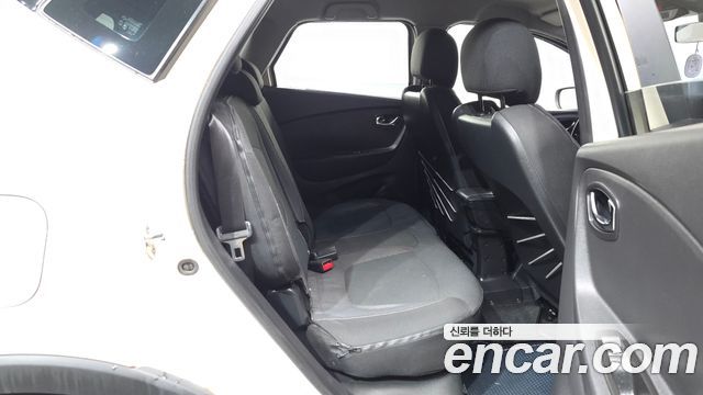 Renault Korea QM3 LE 2016 — фото 12