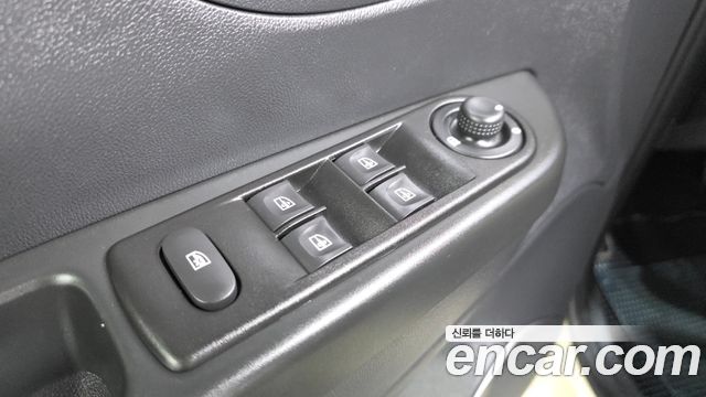 Renault Korea QM3 LE 2016 — фото 27