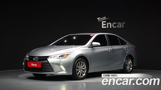 Toyota Camry 2.5 XLE