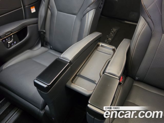 Toyota Alphard (IV) 2.5 HEV Premium AWD 2026 — фото 20