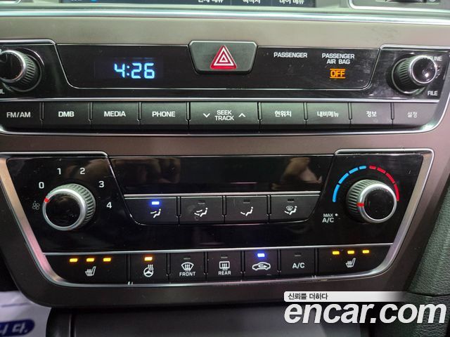 Hyundai Sonata (LF) 2.0 Care+ 2017 — фото 16