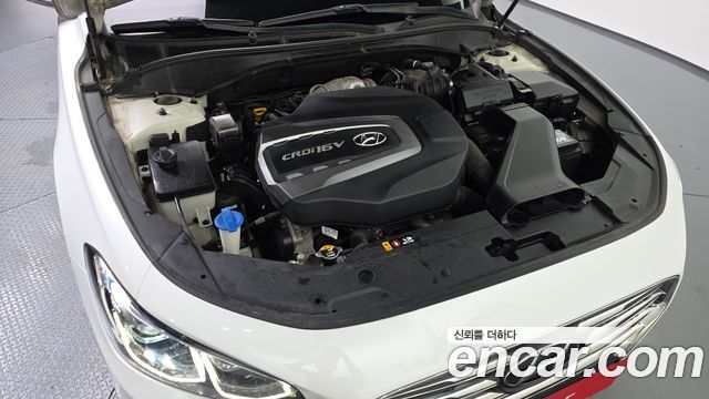 Hyundai Grandeur (IG) 2.2 Diesel Premium Special 2017 — фото 6